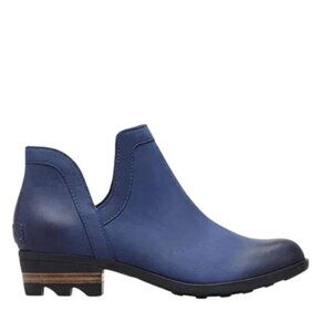 Sorel Lolla cut out ankle boots booties blue suede